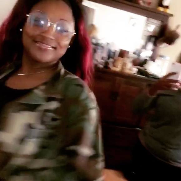 Meet your Posher, Raynika - Picture 1 of 1